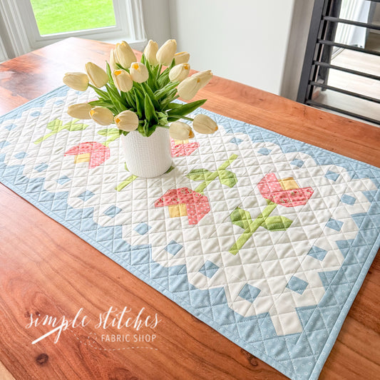 Spring Lace Tulips Runner Pattern