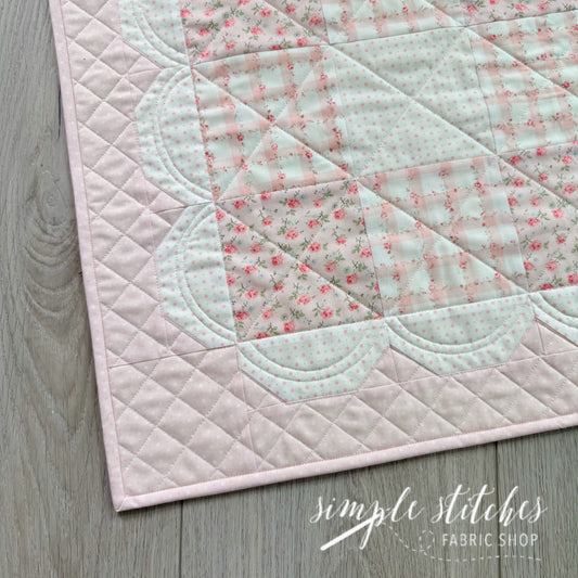 Scalloped Heirloom Topper/Quilt Pattern
