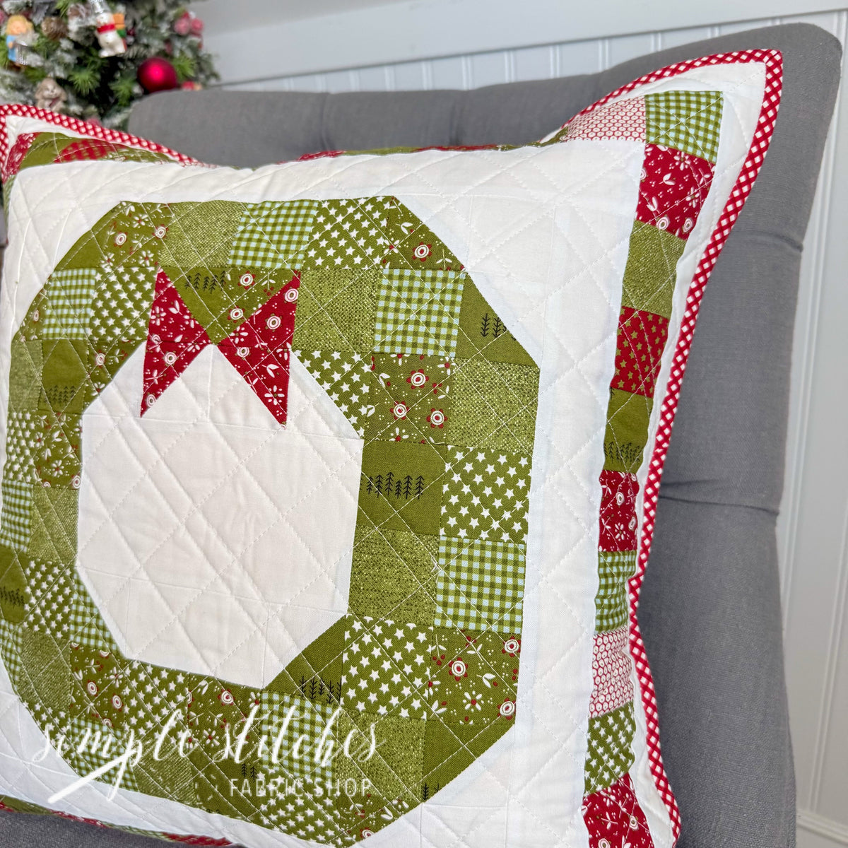 Chilly Christmas Wreath Pillow Kit