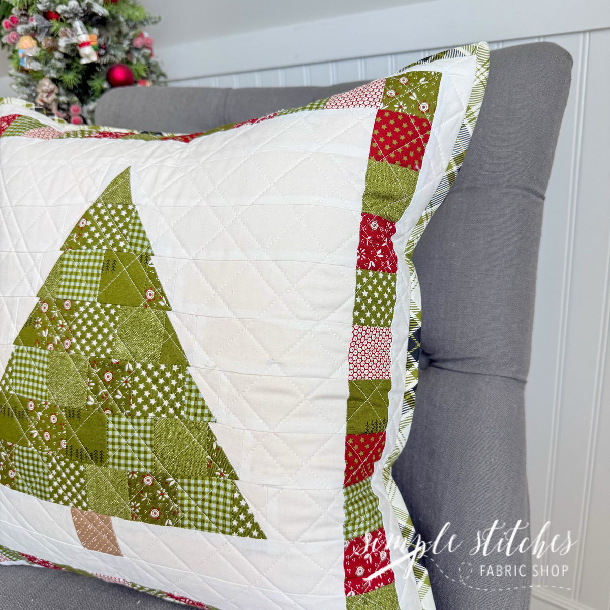 Chilly Christmas Tree Pillow Kit - Black Backing