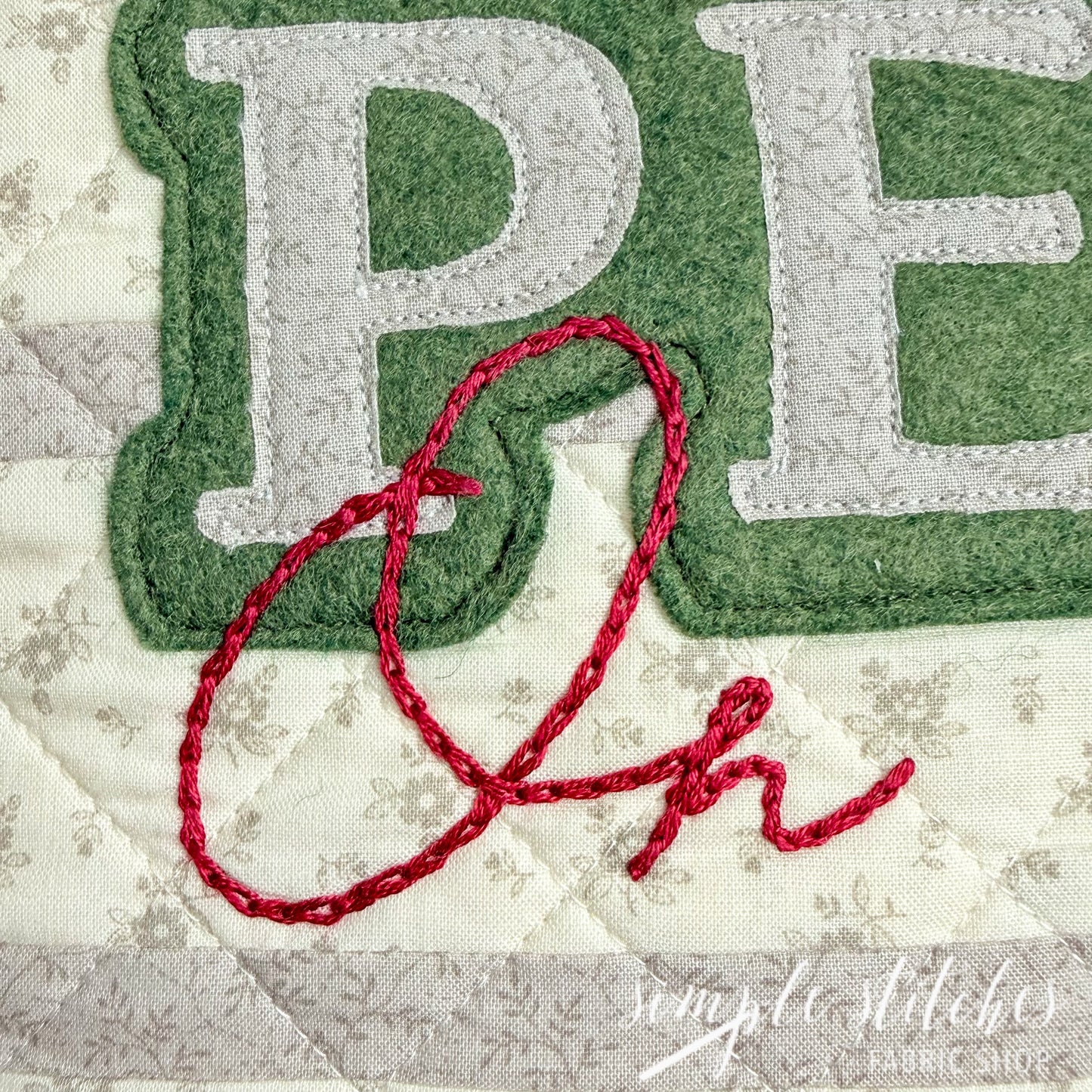 Holiday Heritage Pillows Kit - Snowflake