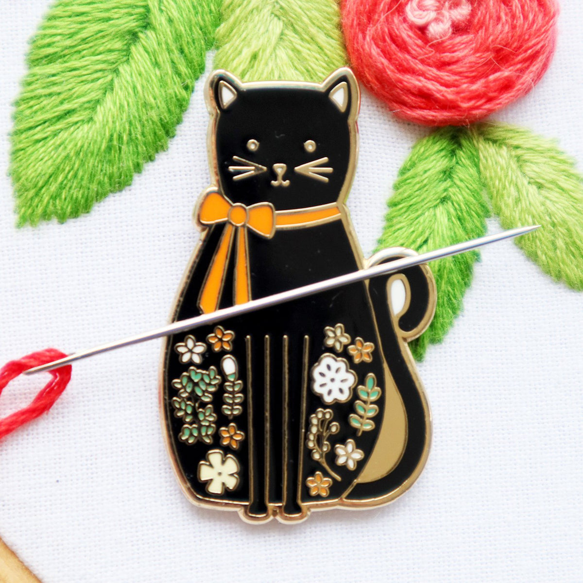 Cat Lady Magnetic Needle Minder – Colour and Cotton