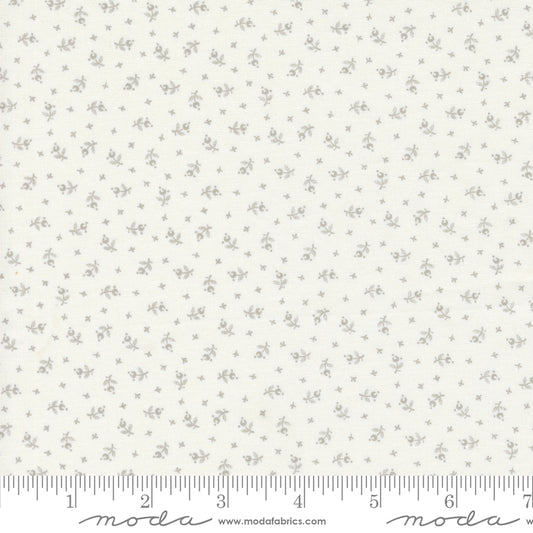 3 Sisters Favorite Vintage Linens Berry Toss Cream Ydg for Moda - 44364 11 - PRICE PER 1/2 YARD