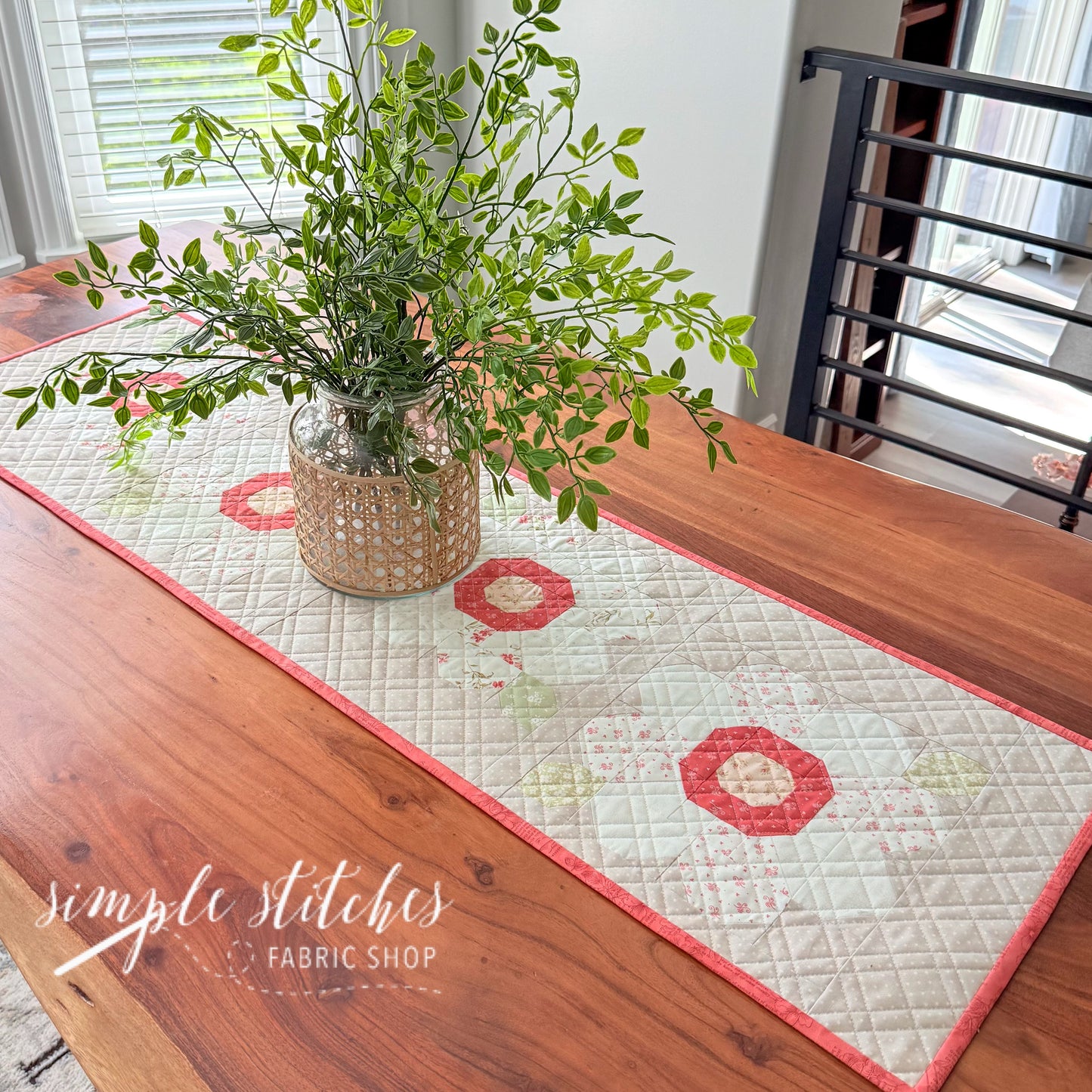 Bloomberg Table Runner Kit - Small Bud Backing