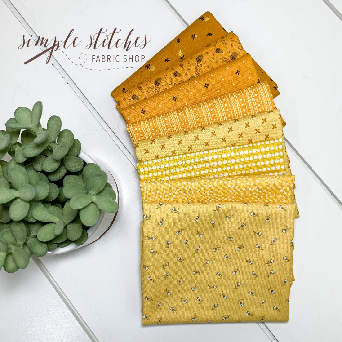 Golden Simple Bundle (8) Fat Quarter bundle from different Collections