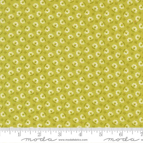 Rosie Green Apple Yardage for Moda - 35425 20 - PRICE PER 1/2 YARD