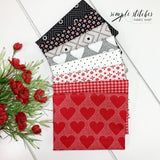 XOXO Heart Simple Bundle (8) Fat Quarter Bundle