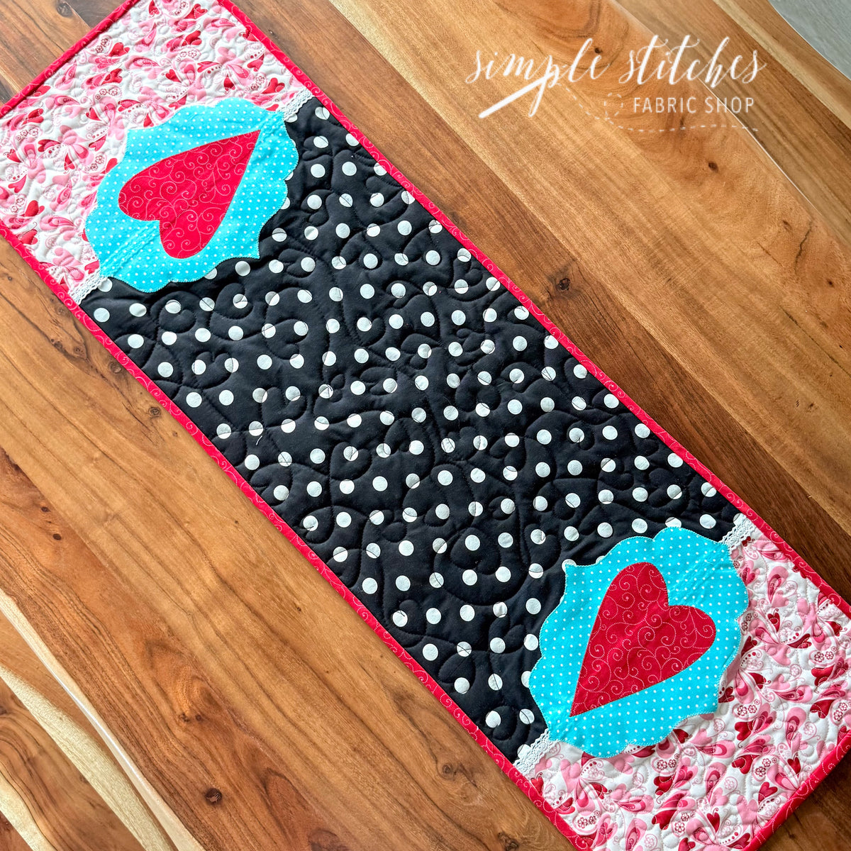 Valentine Rinner Valentine Runner - made by Janette – Simple Stitches Fabric Shop, LLC