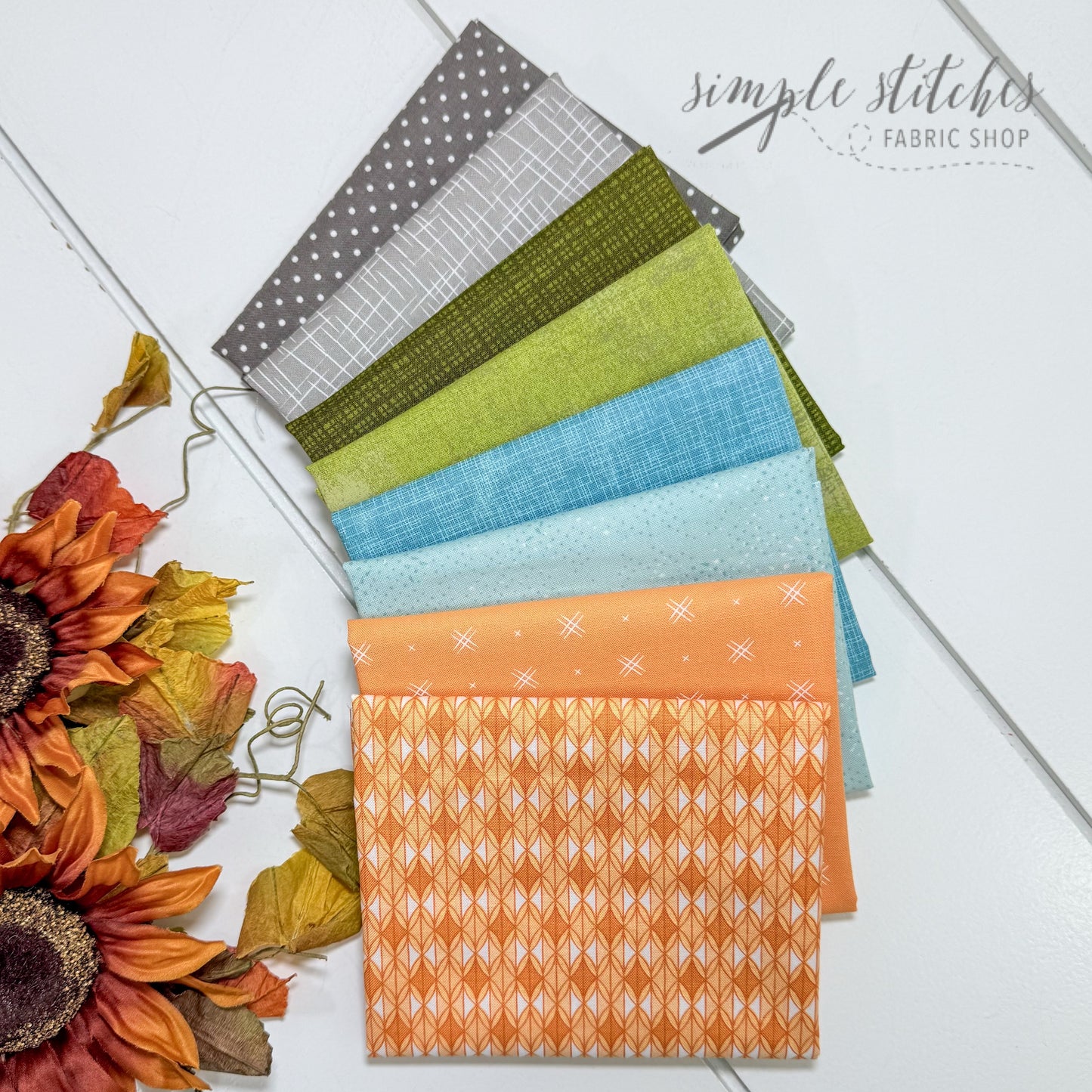 The Autumn Basket - Hands On Design - Simple Bundle (8) Fat Quarter Bundle