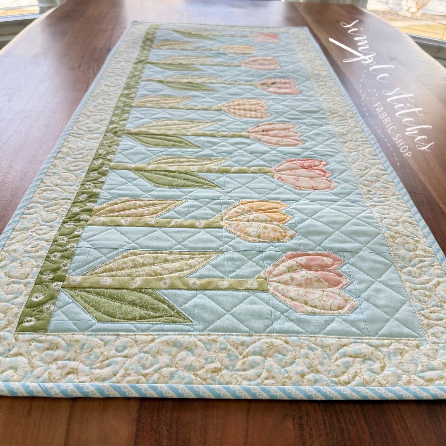 Spring Tulip Runner FINISHING PDF Pattern