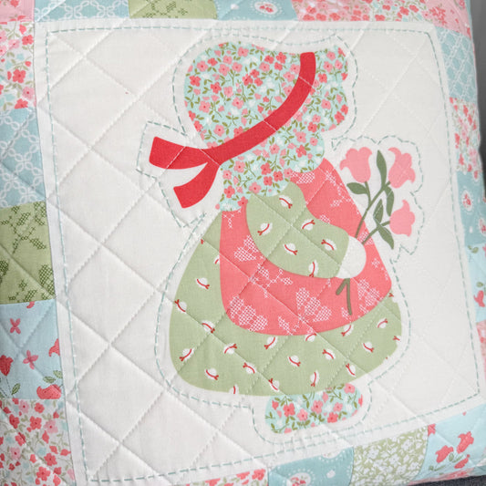 Sunbonnet Bloom & Grow Pillow Kit - Tan Backing