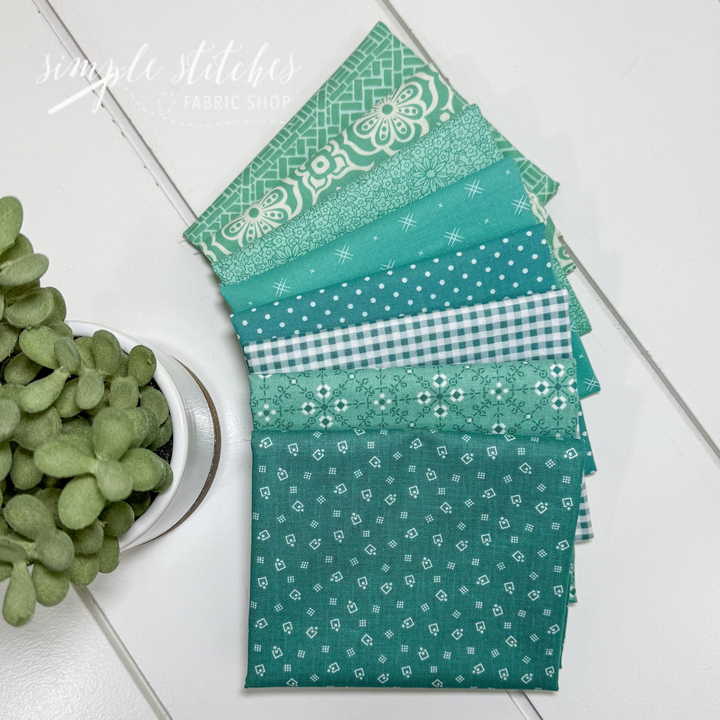 Teal Simple Bundle (8) Fat Quarter Bundle