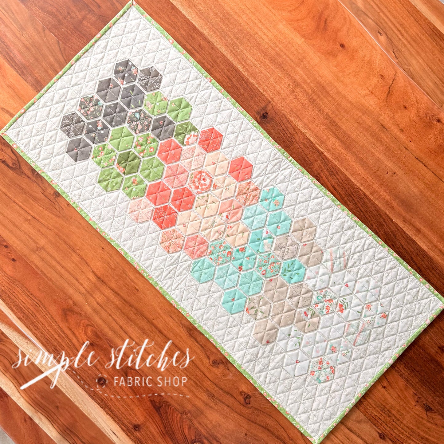 Abloom Hexie Runner Kit - Tan Floral Backing