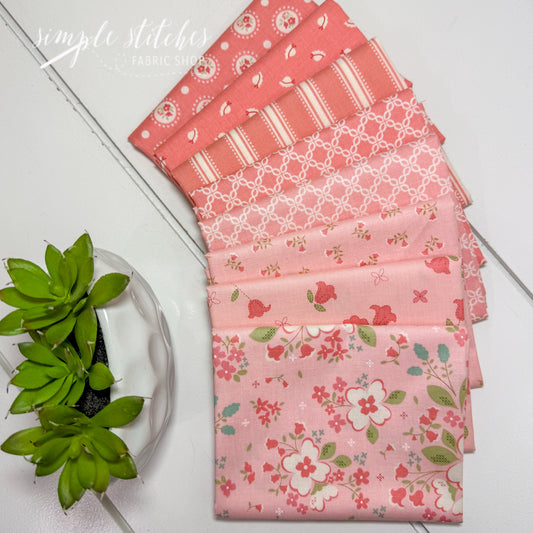 Sunbonnet Pink Simple Bundle (8) Fat Quarters