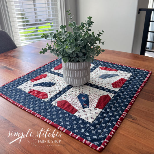 Corner Dresdens Mini Quilt - Floral Backing