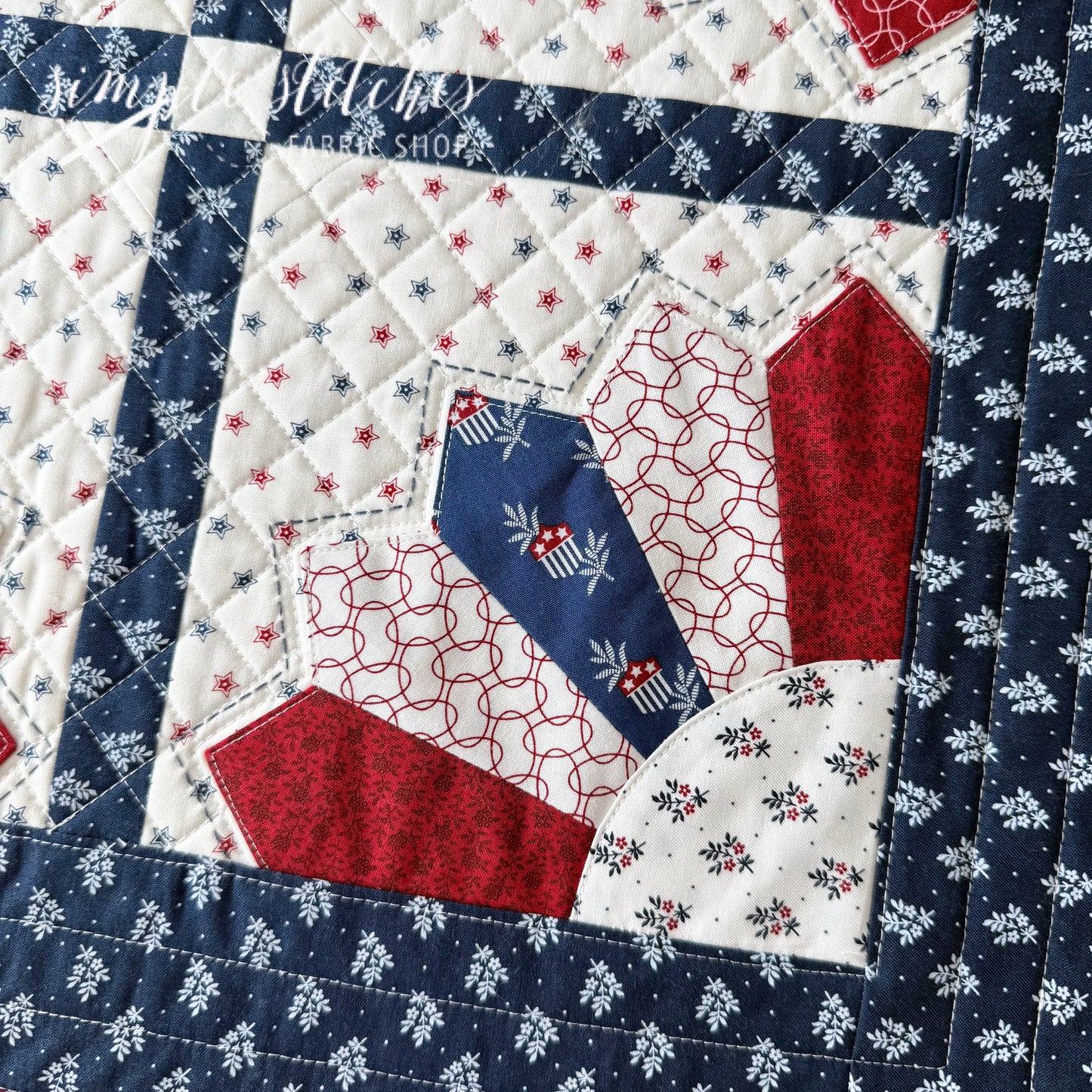 Corner Dresdens Mini Quilt - Floral Backing