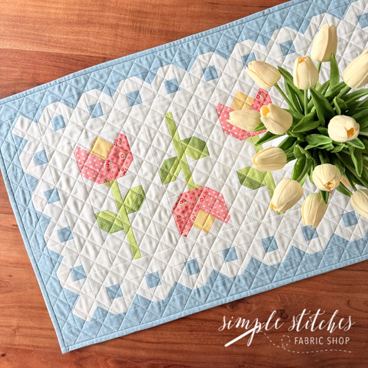 Spring Lace Tulips Runner Pattern