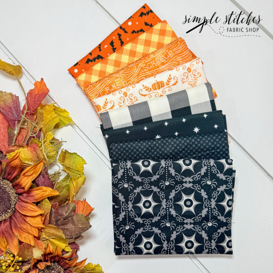 Halloween Haven Simple Bundle (8) Fat Quarter Bundle