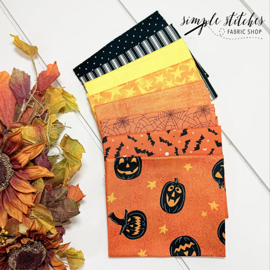 Pumpkin Patch Simple Bundle (8) Fat Quarter Bundle