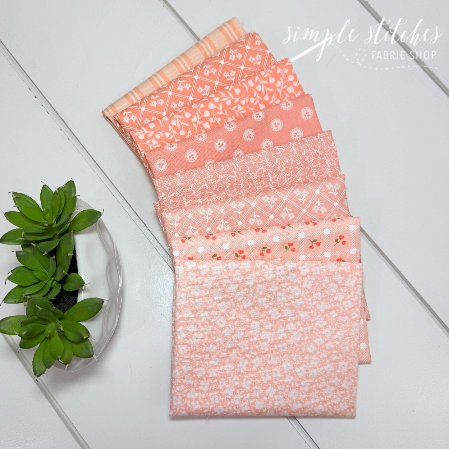 Peach Simple Bundle (8) Fat Quarter Bundle