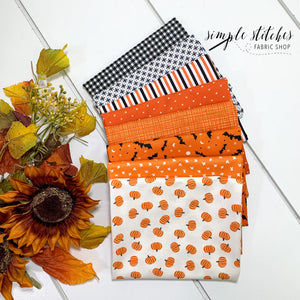 Classic Halloween Simple Bundle (8) Fat Quarter Bundle