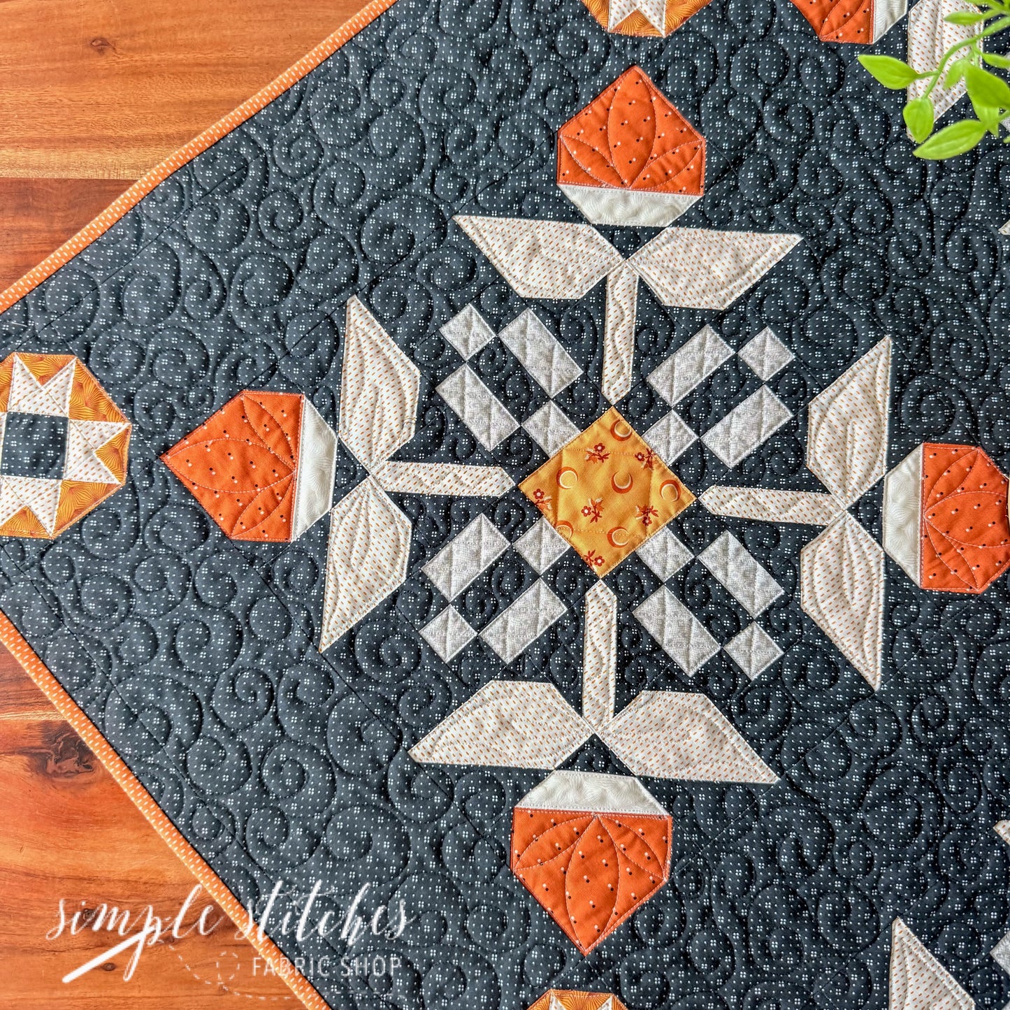 Pecan Blossoms Midnight Quilt - Made by Meg