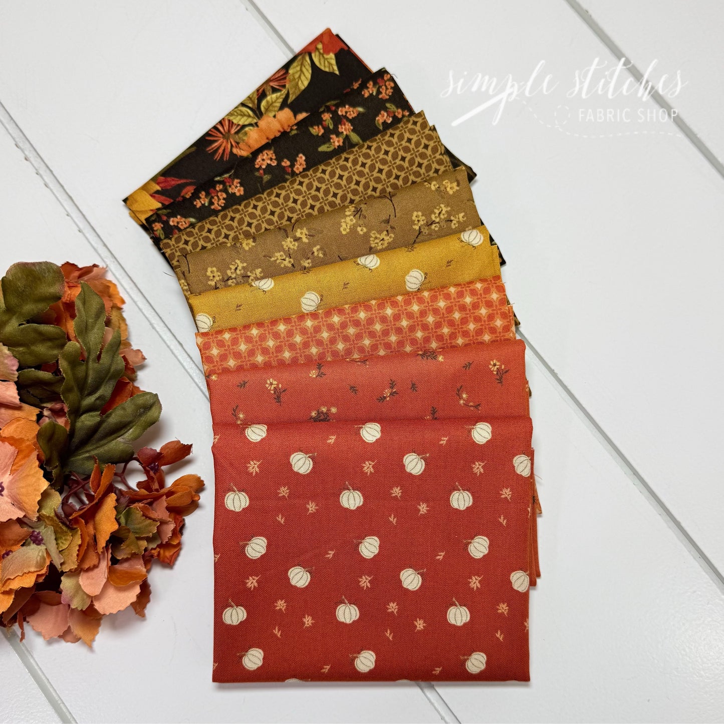 Bountiful Simple Bundle (8) Fat Quarter Bundle