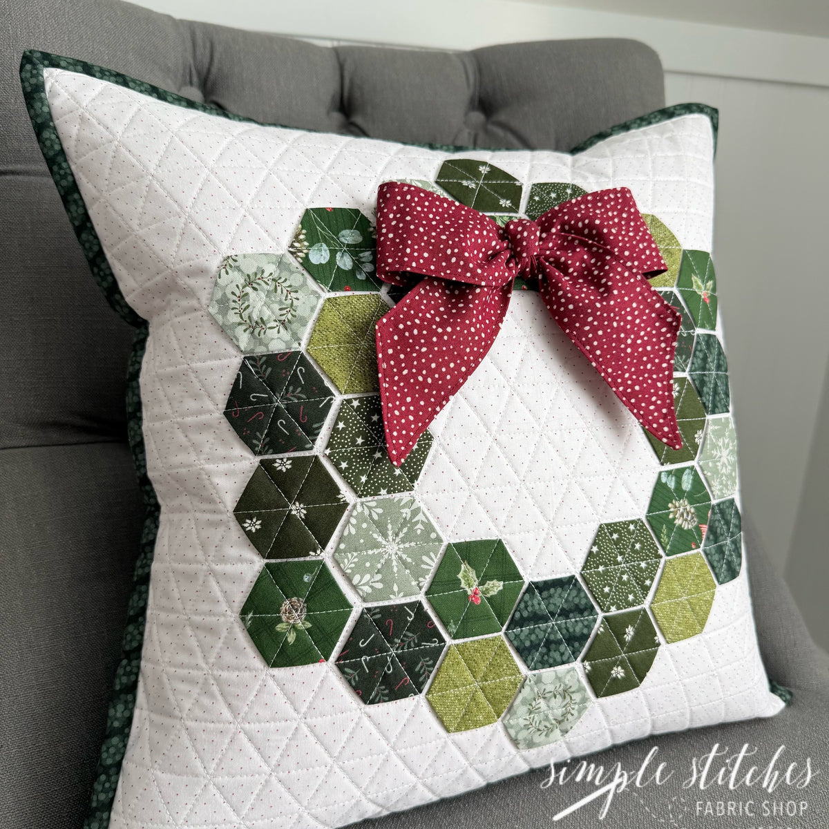 A Hexie Christmas Pillow Kit