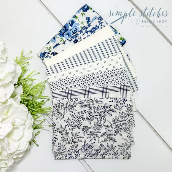 Nantucket Simple Bundle (8) Fat Quarter Bundle