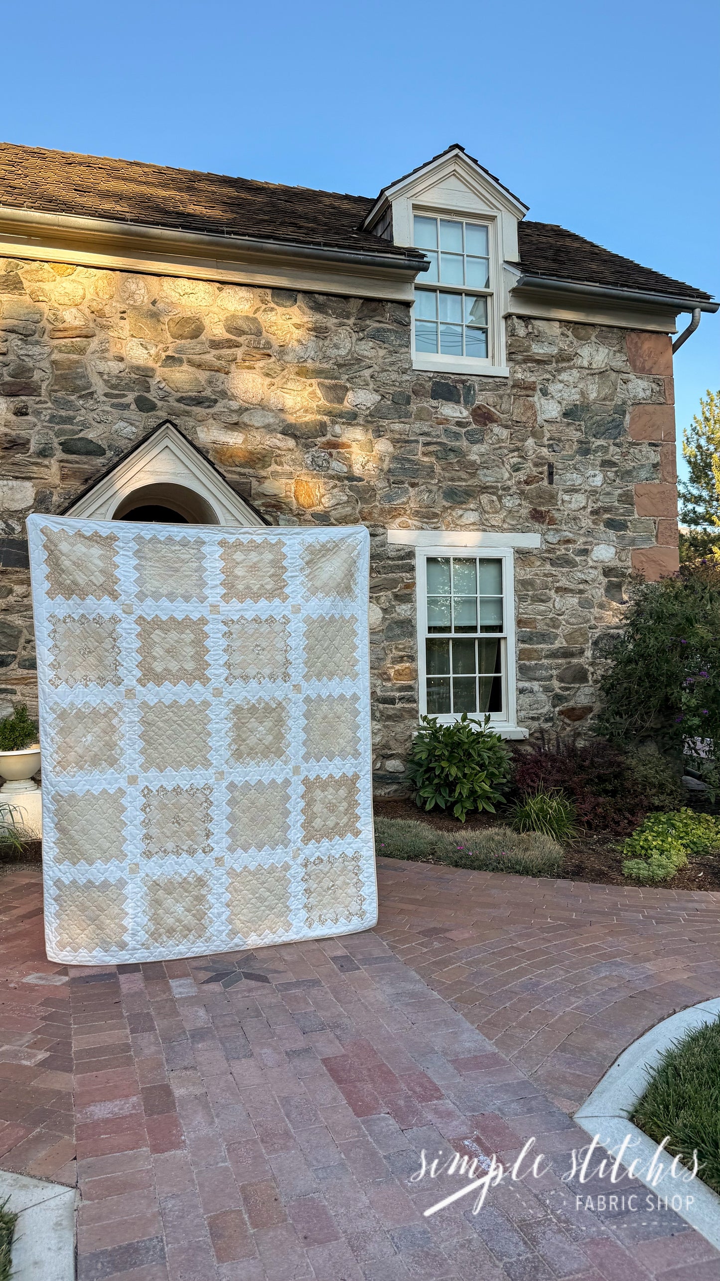 Neutral Sweet Granny Quilt