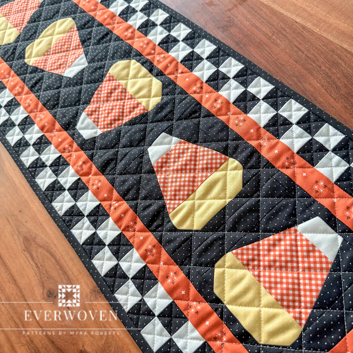 Candy Corn Season Runner & Pillow Pattern