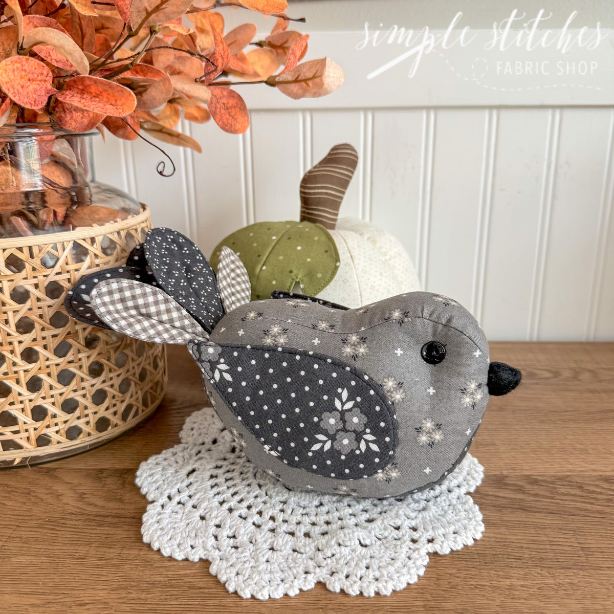 Black Birds (Love Birds) Kit - Sunbonnet