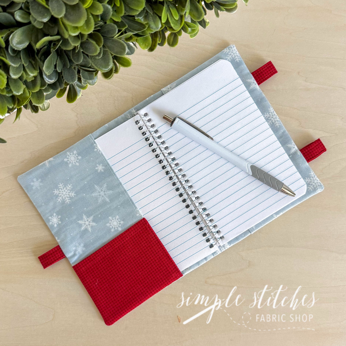 Cardinal Winter Make Note Notebook Kit