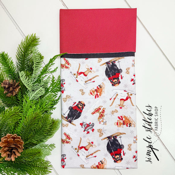 Pinecone Lodge Pillowcase Kit with Free Pattern