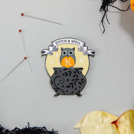 Pumpkins & Potions Magnetic Needle Minder from Kimberbell