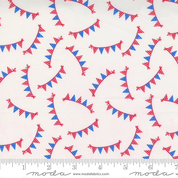 Holiday Essentials Americana Bunting White Ydg by Stacy Iest Hsu for Moda -20762 11-PRICE PER 1/2 YD