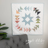 Annie's Wreaths Mini Quilt - made by Myra