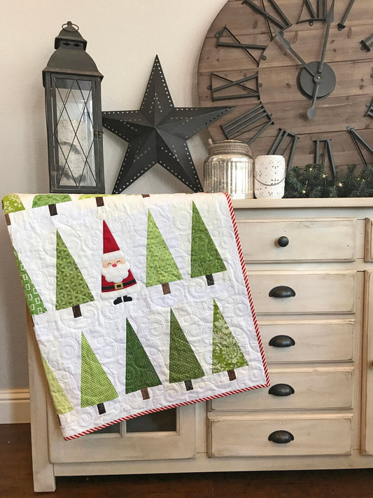 Santa in the Trees Quilt Kit