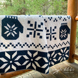 Winterberry Quilt Kit - Navy